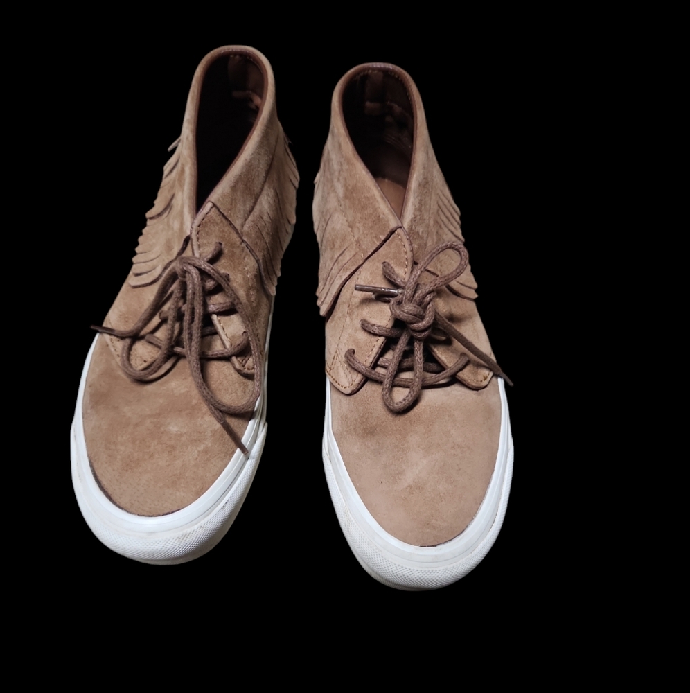 Vans chukka boots M6.5 W8